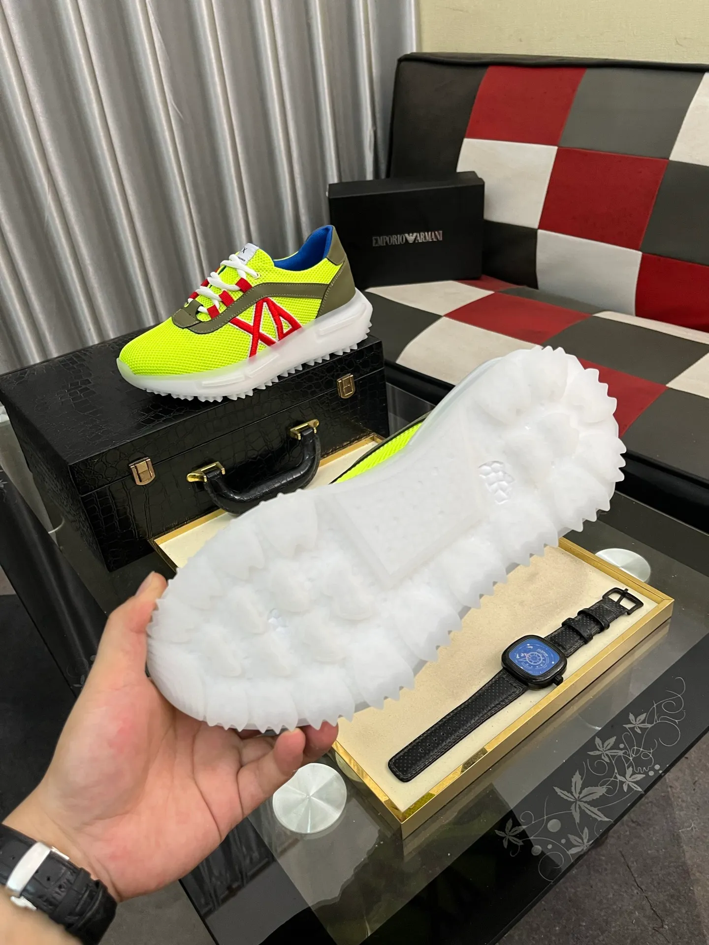 Men's Men's Shoes💰458⌚️⌚️Dior unique modern style sneakers. Counter purchasing 🏃casual leather shoes😍😍 original cowhide leather imported from Italy (refuses to discolor and grind feet) soles: original soles specially provided by the original factory, super cool😍 lace up and walk with wind👍 style design ⚠️ super comfortable and wear-resistant original soles. Just like shooting the real thing 🎬The real thing is better Code number: 38-443️⃣Colors available
